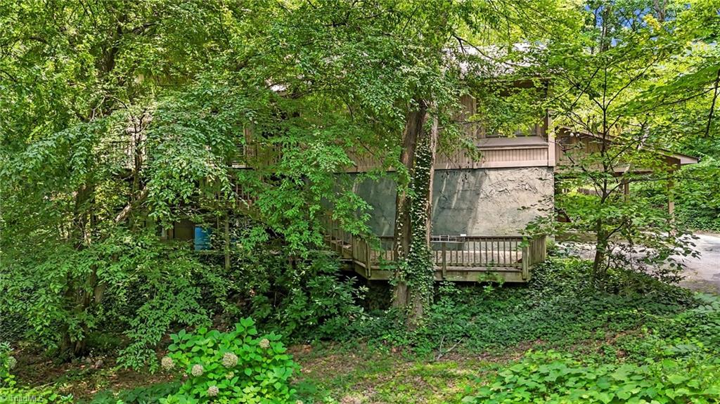 511 Valleybrook Drive
