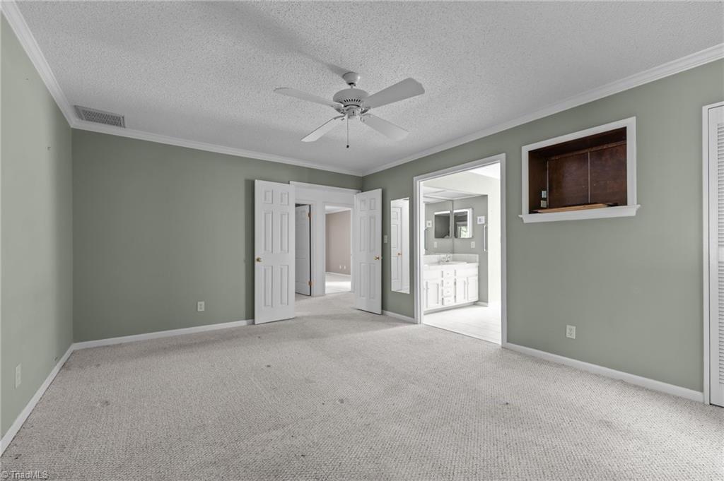 511 Valleybrook Drive