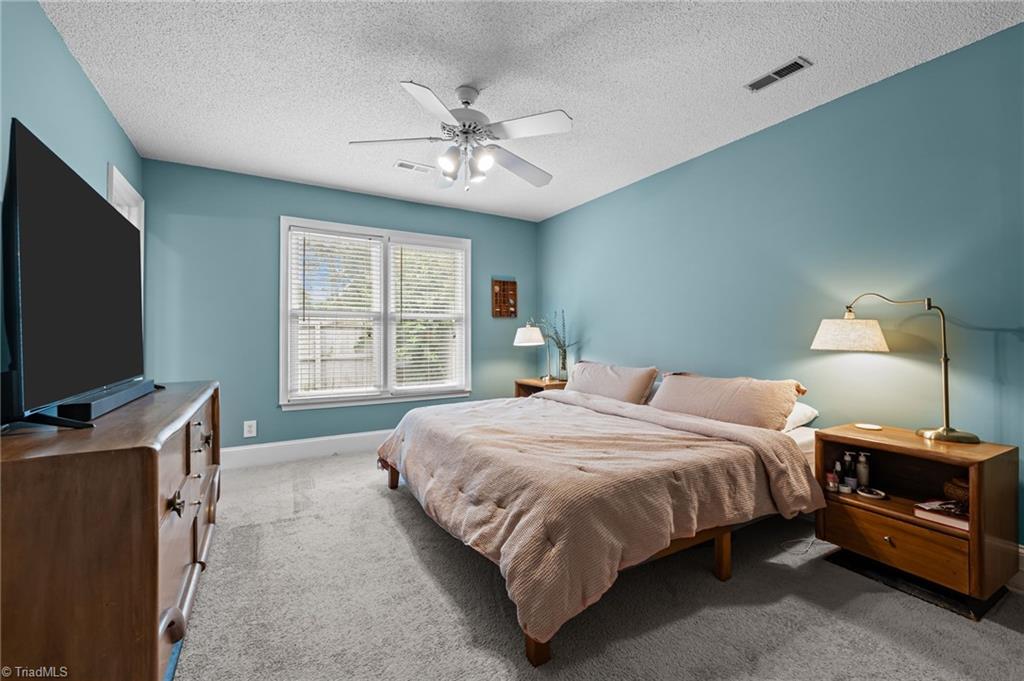 1465 Grantland Place