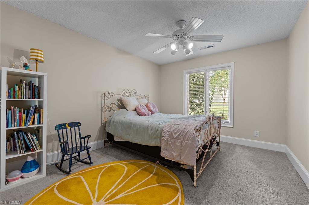 1465 Grantland Place