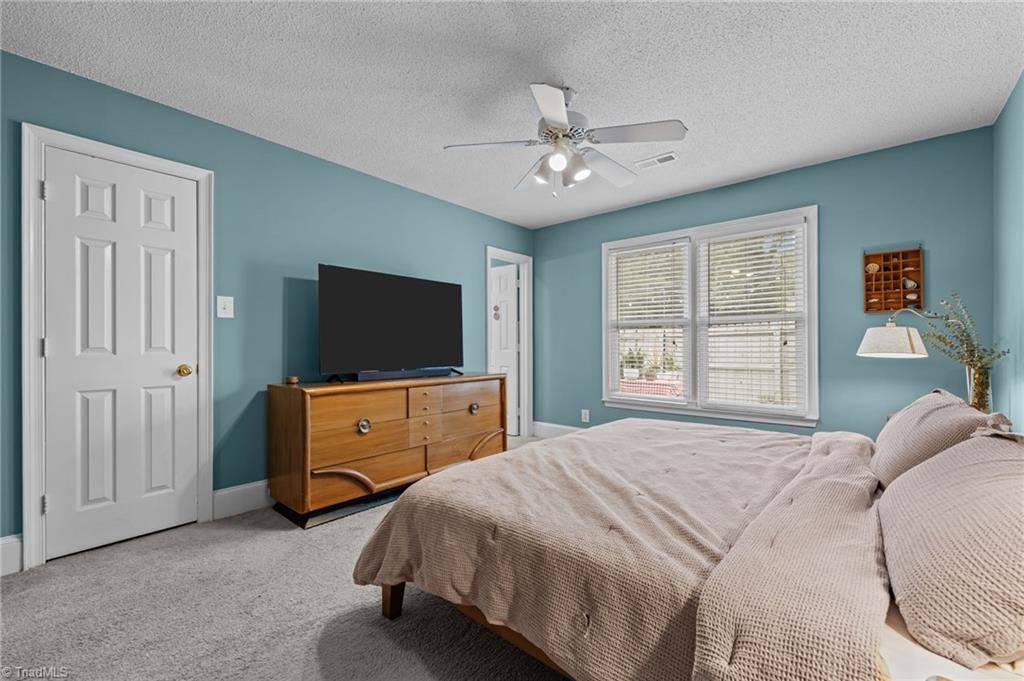 1465 Grantland Place