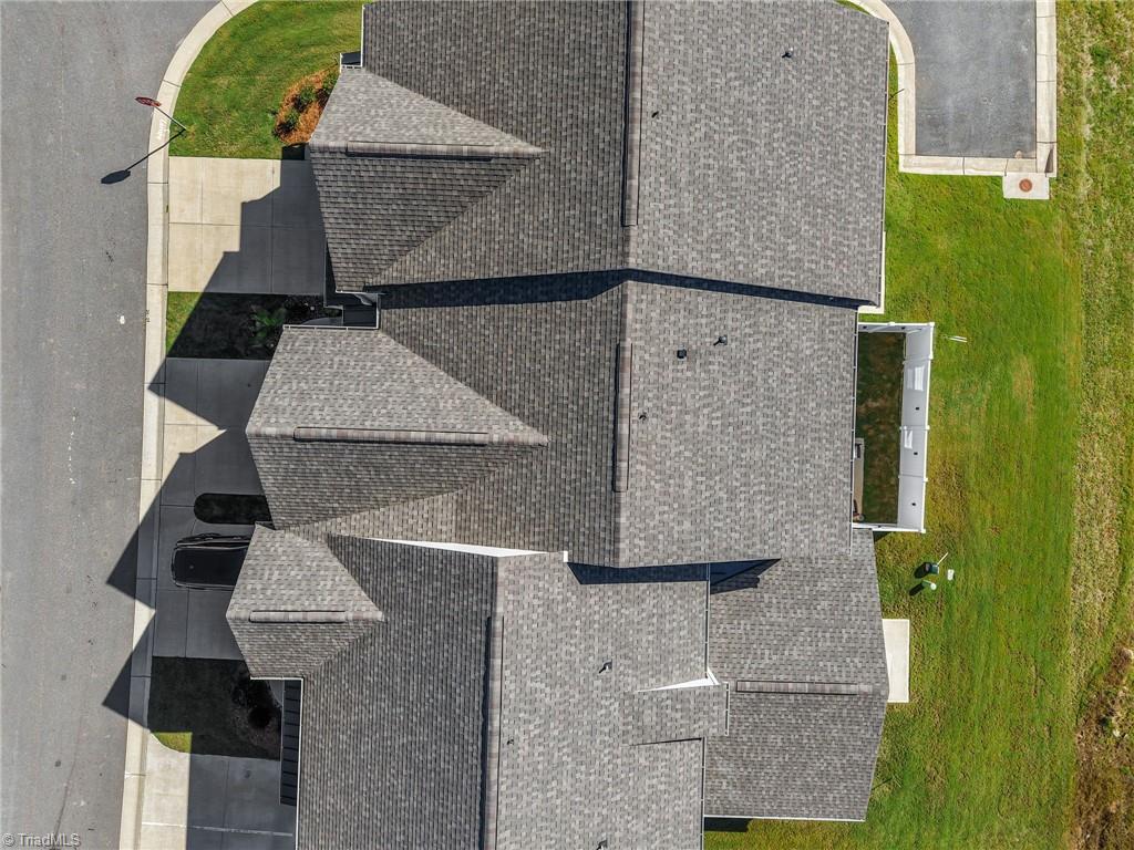 1103 Summerhouse Way