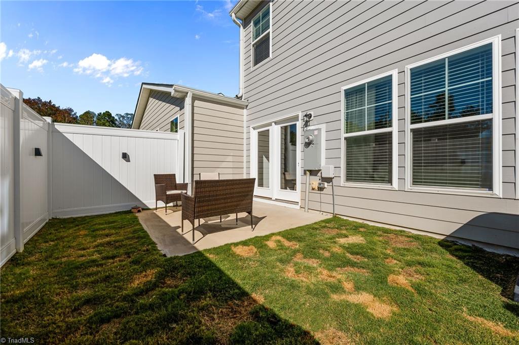 1103 Summerhouse Way