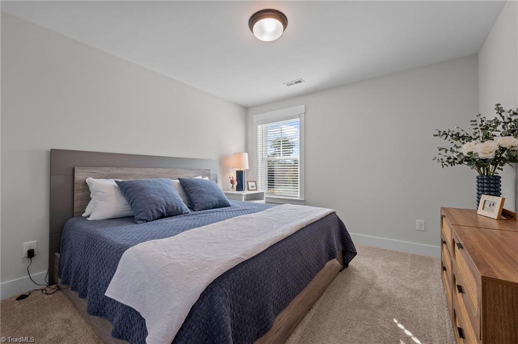 1103 Summerhouse Way