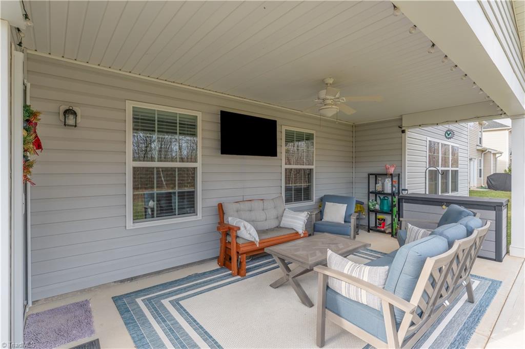 5770 Highland Grove Drive