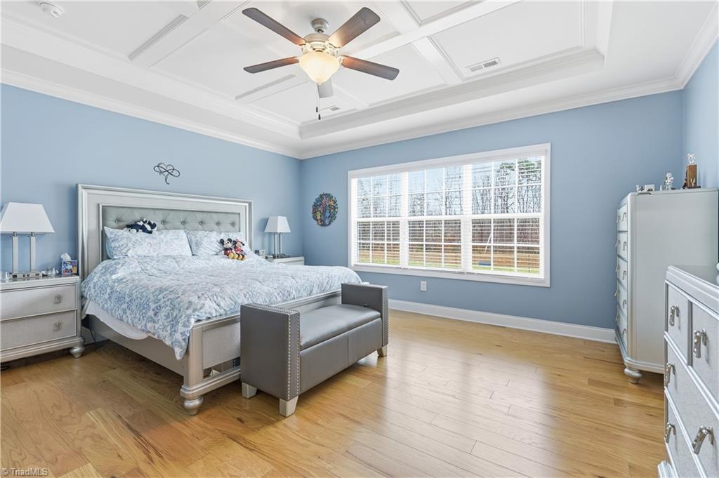 5770 Highland Grove Drive