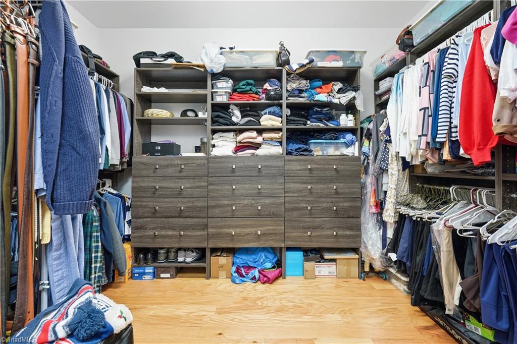 5770 Highland Grove Drive