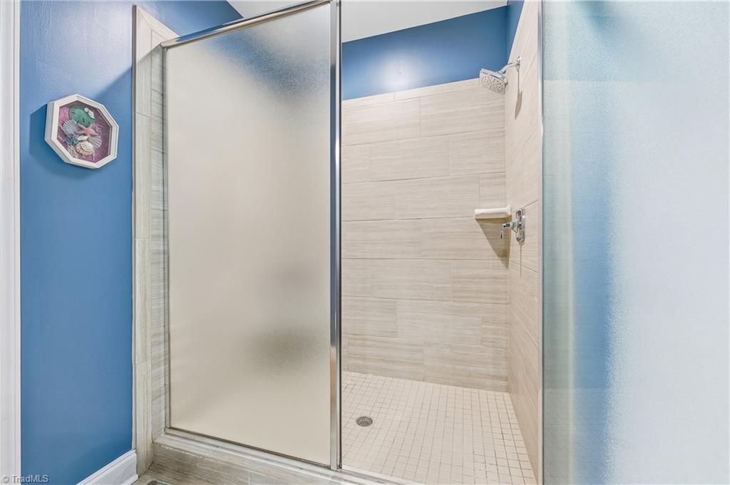 5770 Highland Grove Drive