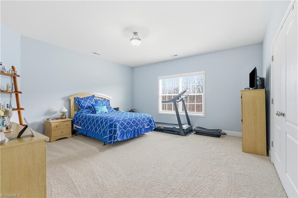 5770 Highland Grove Drive