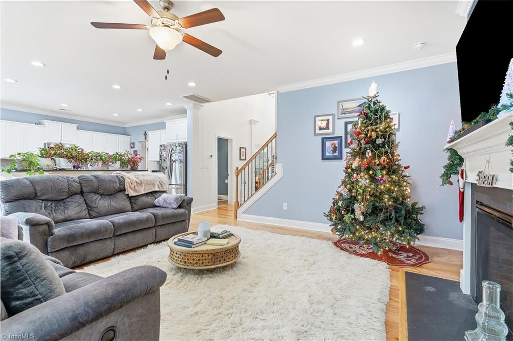 5770 Highland Grove Drive