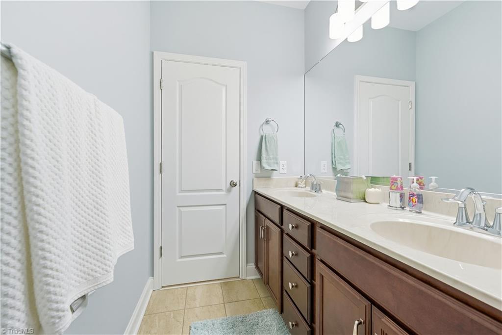 5770 Highland Grove Drive