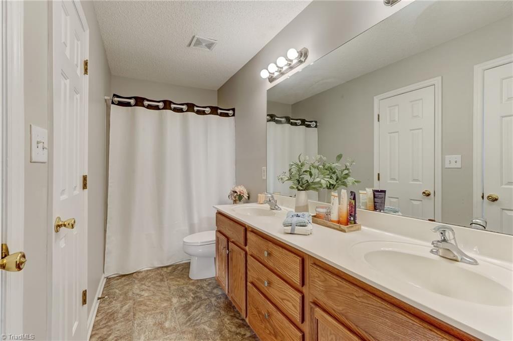 142 Tannenbaum Circle