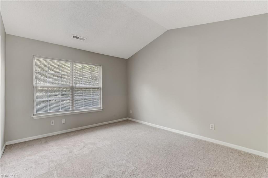 142 Tannenbaum Circle