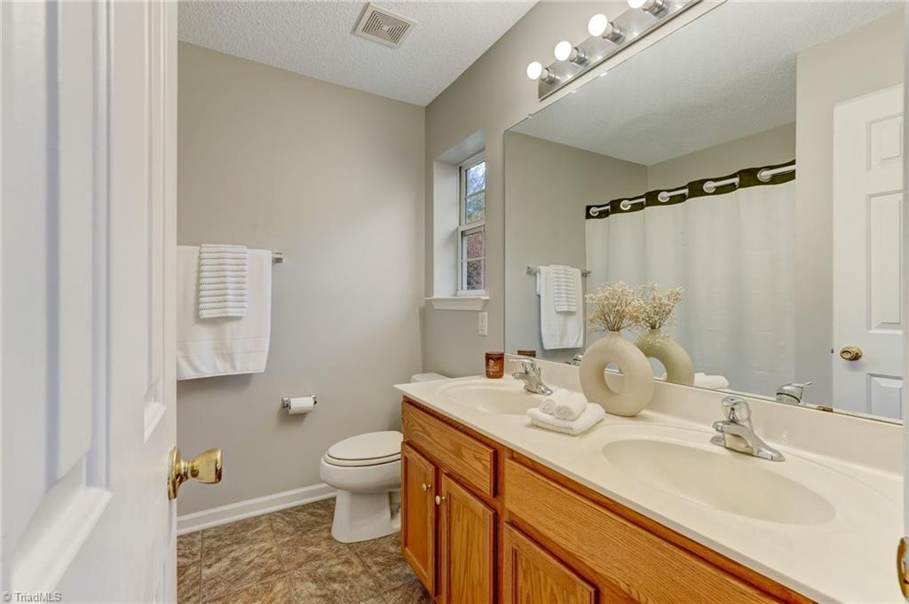 142 Tannenbaum Circle