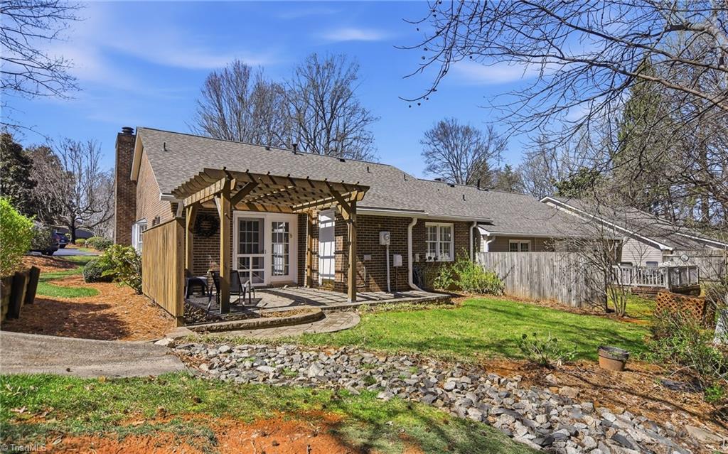 29 Brownstone Lane