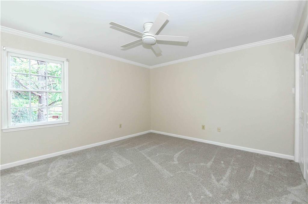 10 AppleTree Lane