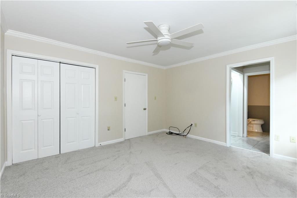 10 AppleTree Lane