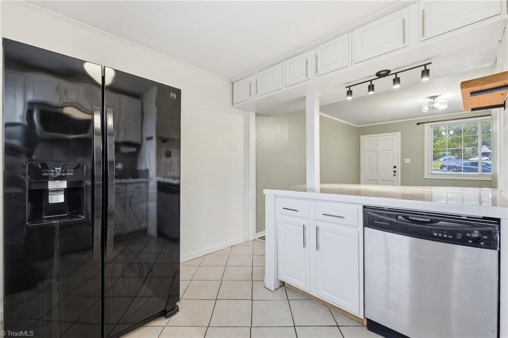 1802 Villa Drive