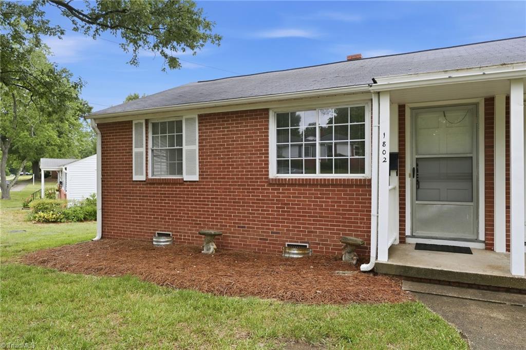 1802 Villa Drive