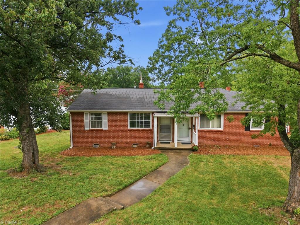 1802 Villa Drive