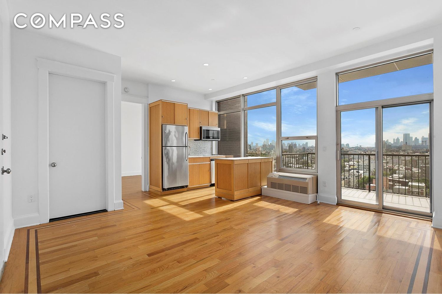 480 Humboldt Street 8A