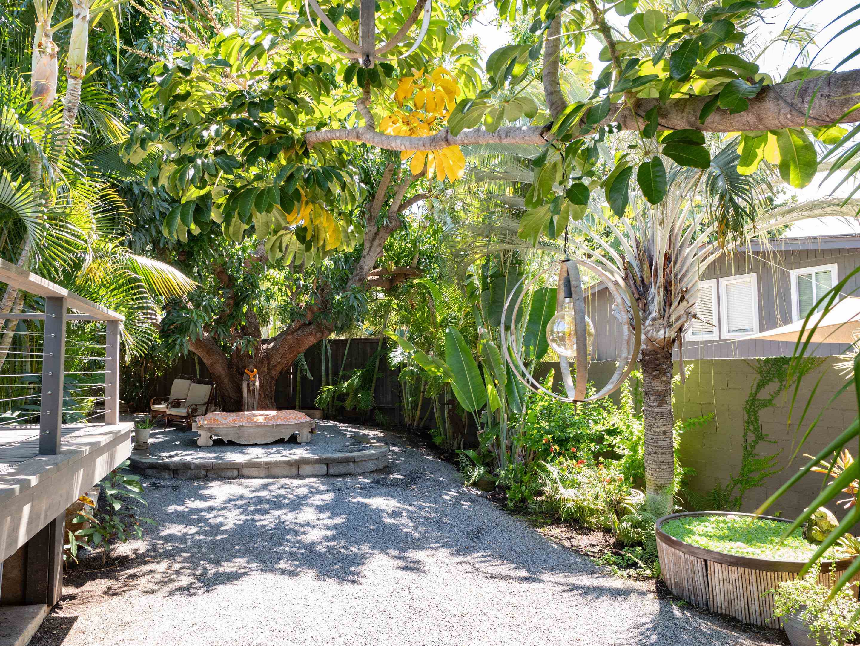 2185 Haukai Pl
