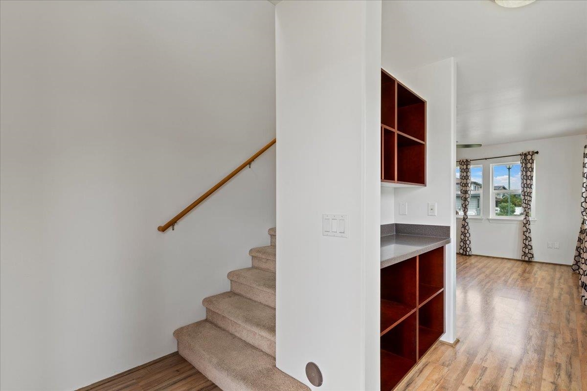 226 Alake St