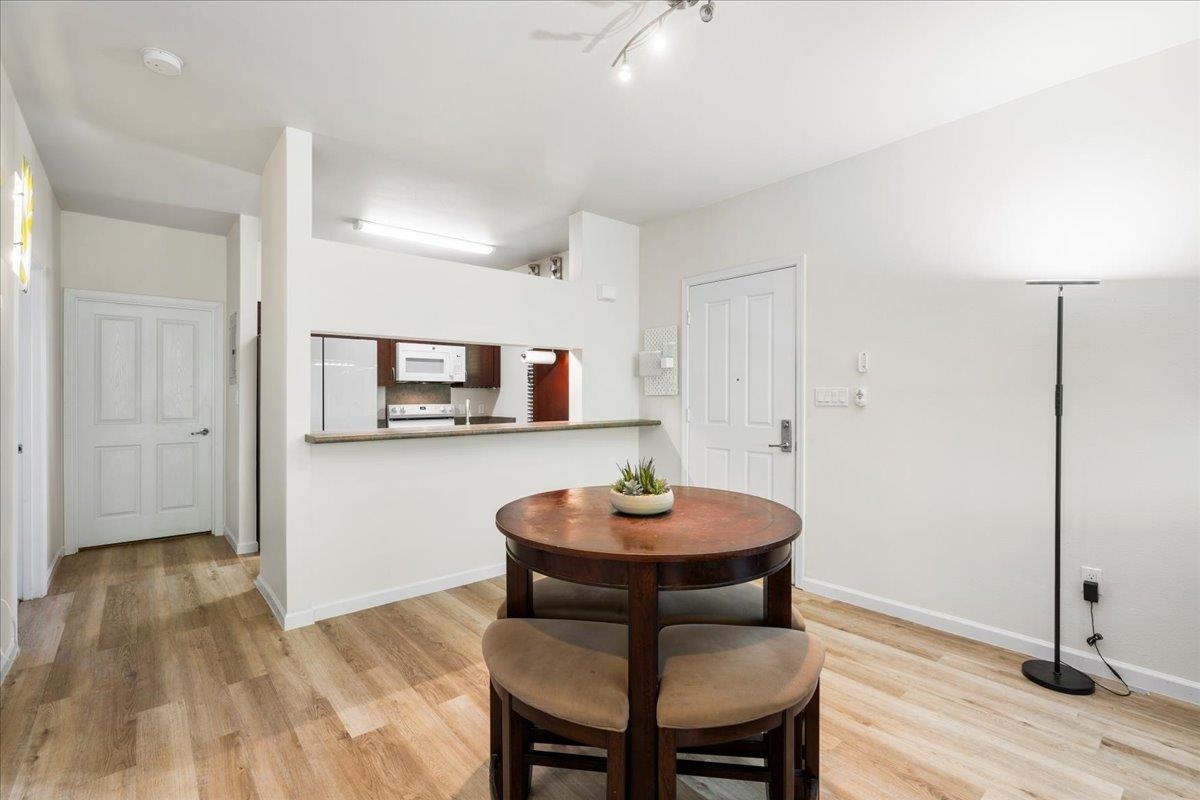 129 Hoowaiwai Loop Unit: 2101