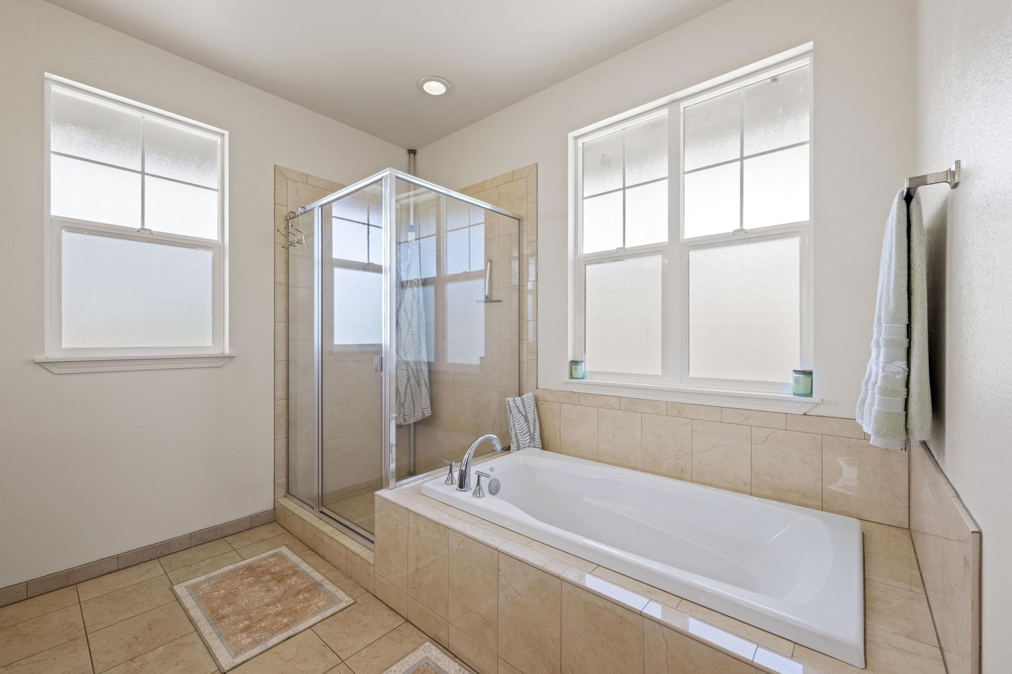 18 Olina St Unit: 63