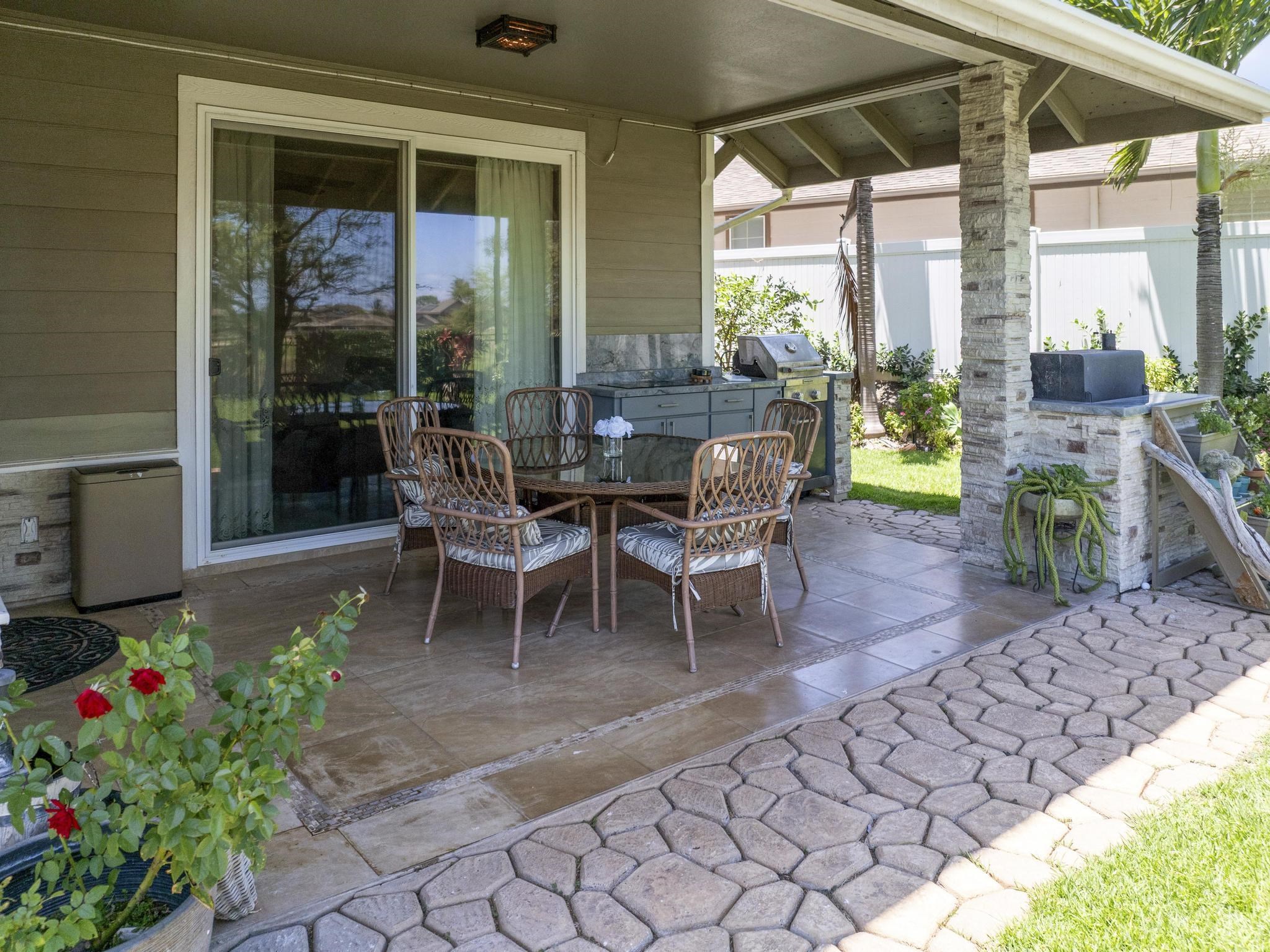 18 Olina St Unit: 63