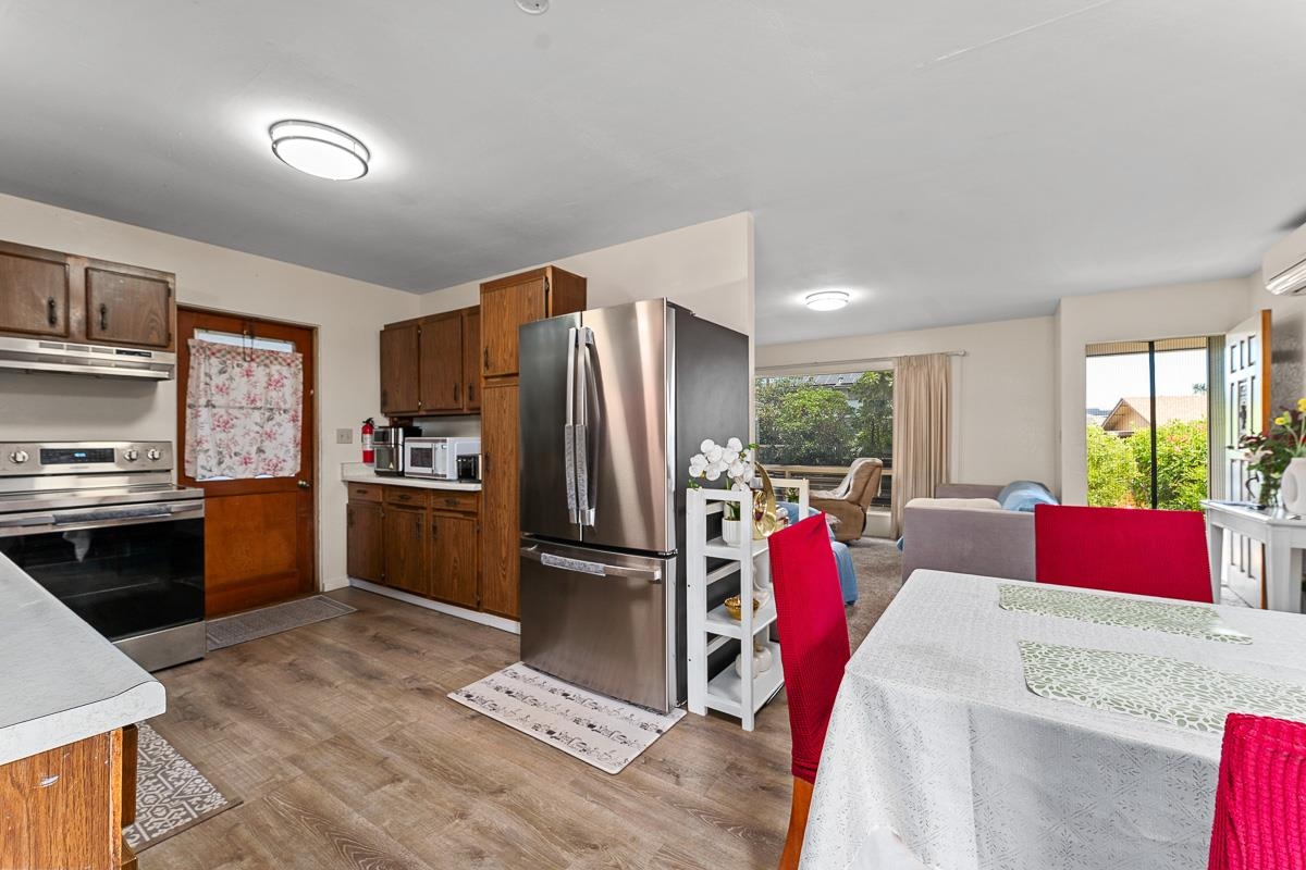 376 Kalua Pl