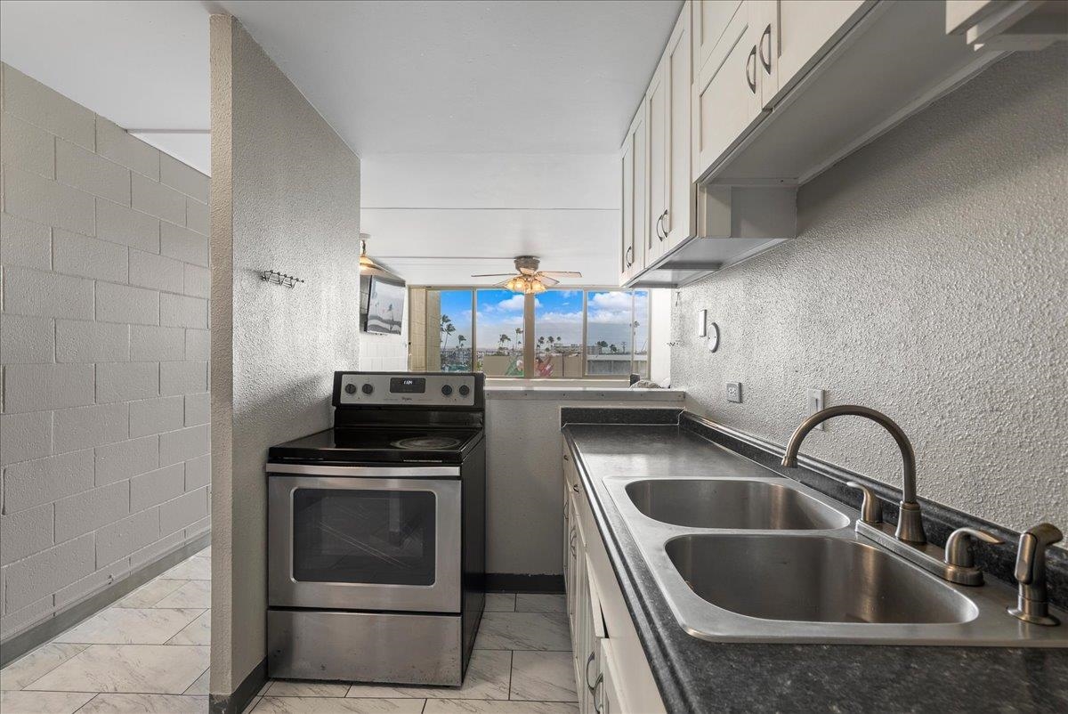 111 KAHULUI BEACH Rd Unit: B-314