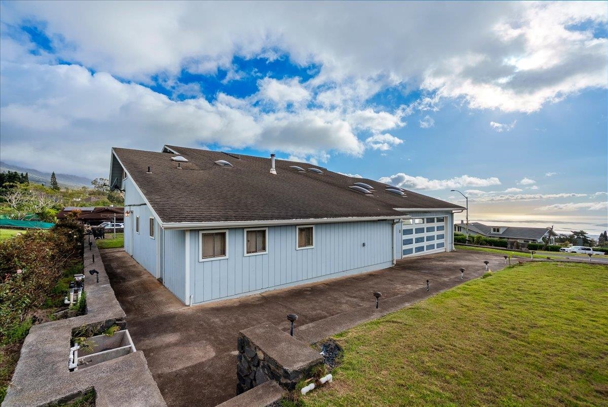 24 Kahoea Pl