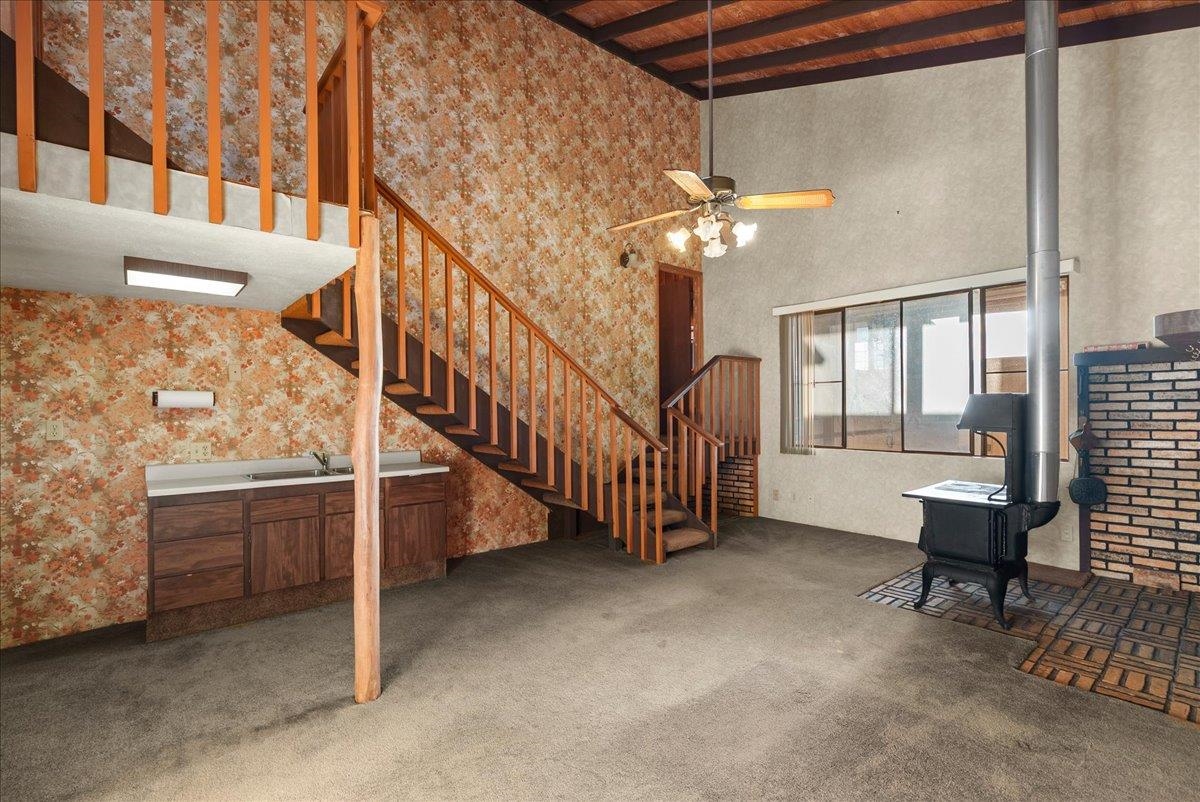24 Kahoea Pl
