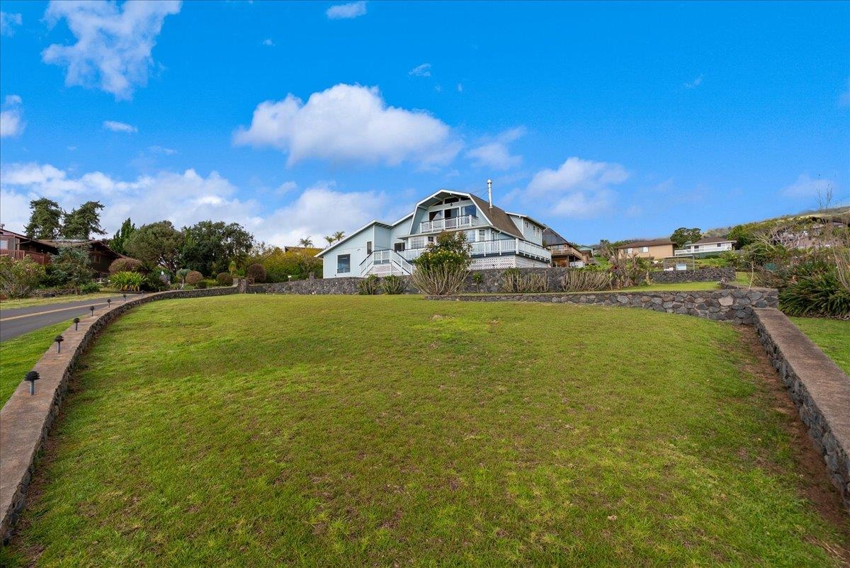 24 Kahoea Pl