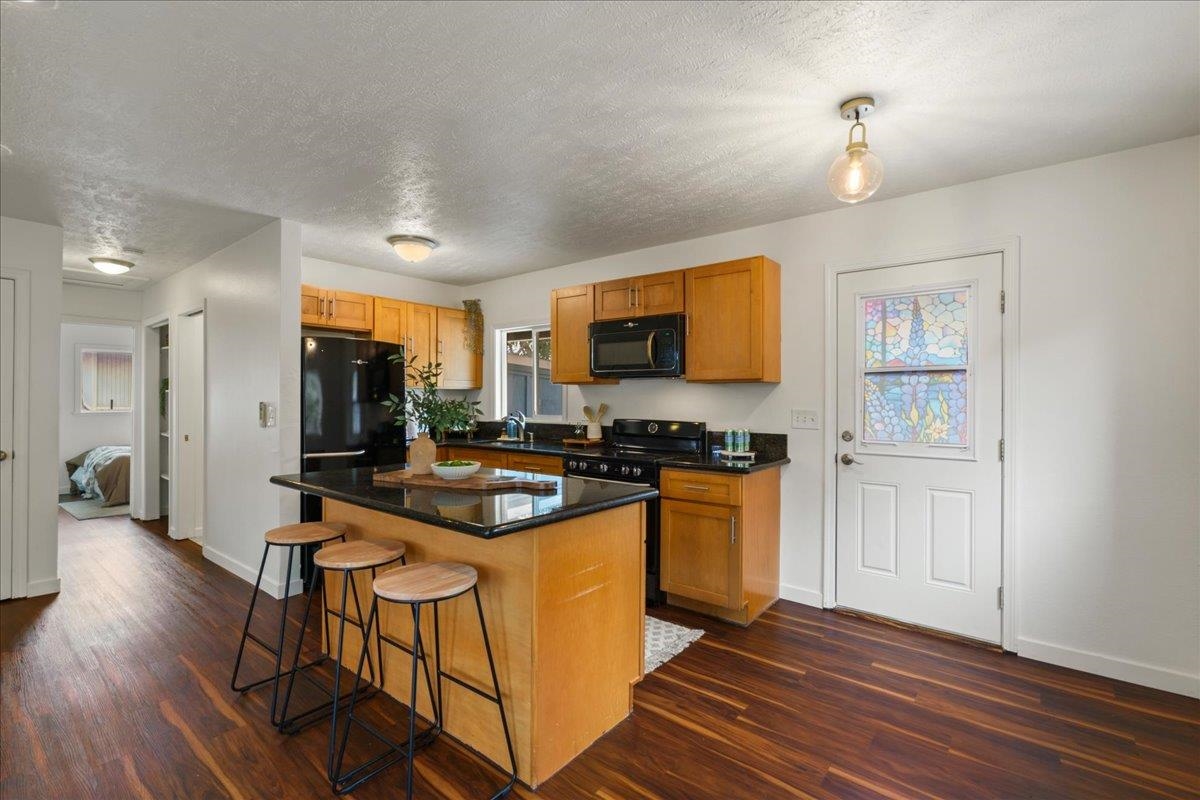 374 Kalua Rd Unit: A