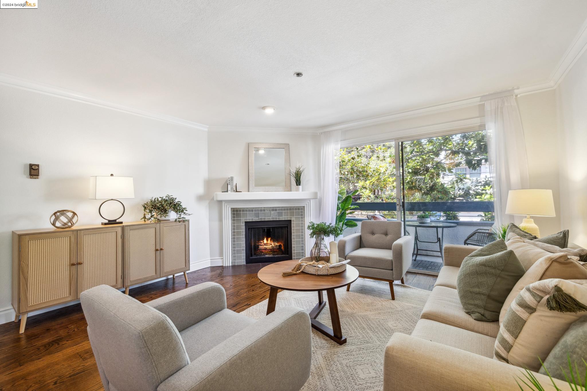389 Belmont Street # 210