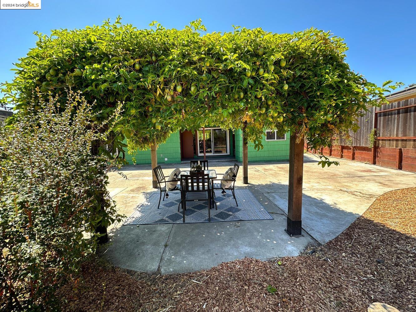 4611 Winsor Way