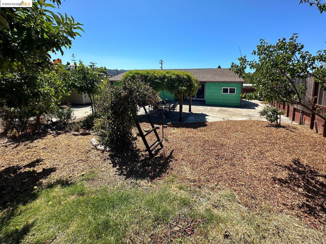 4611 Winsor Way
