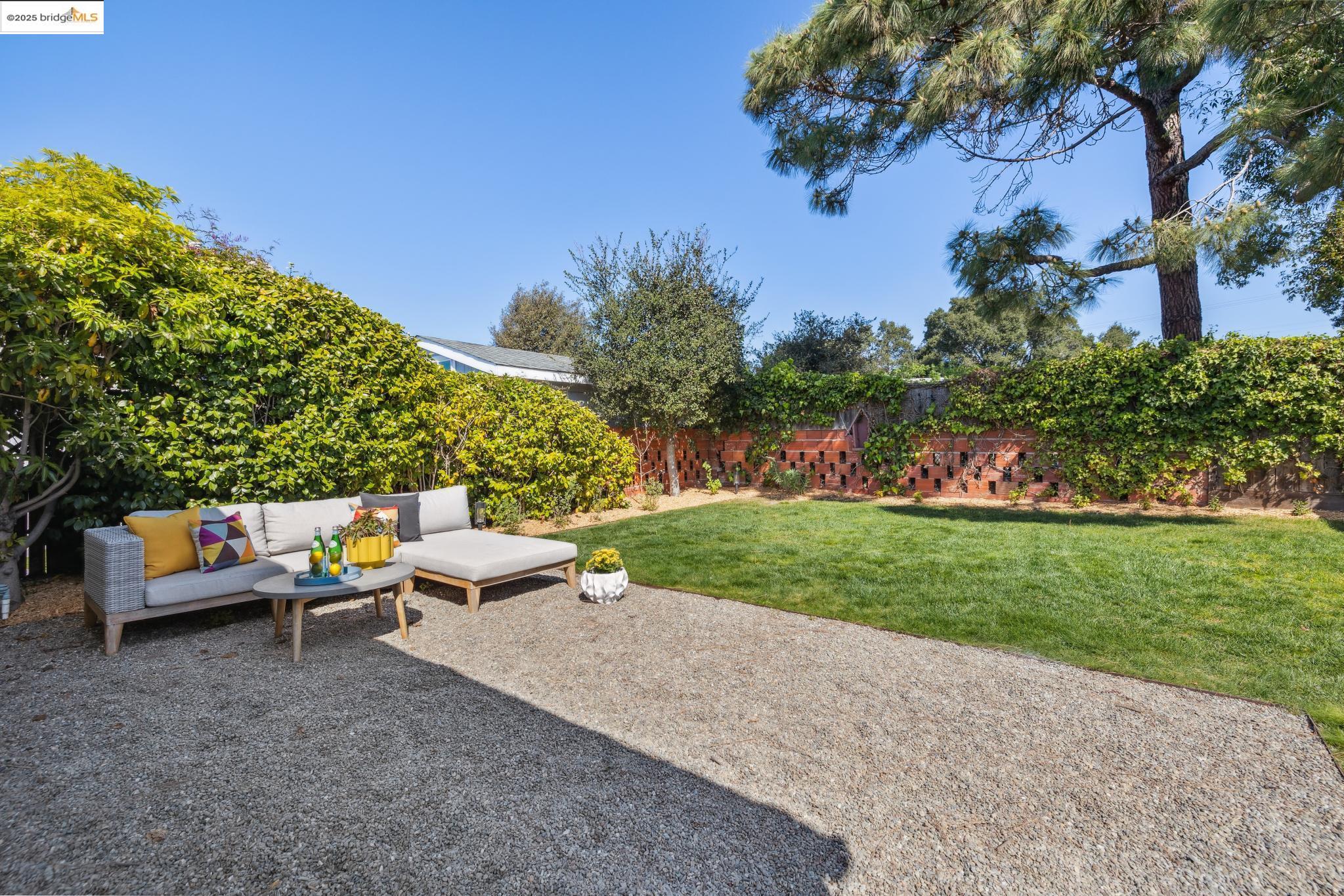 708 Lexington Avenue