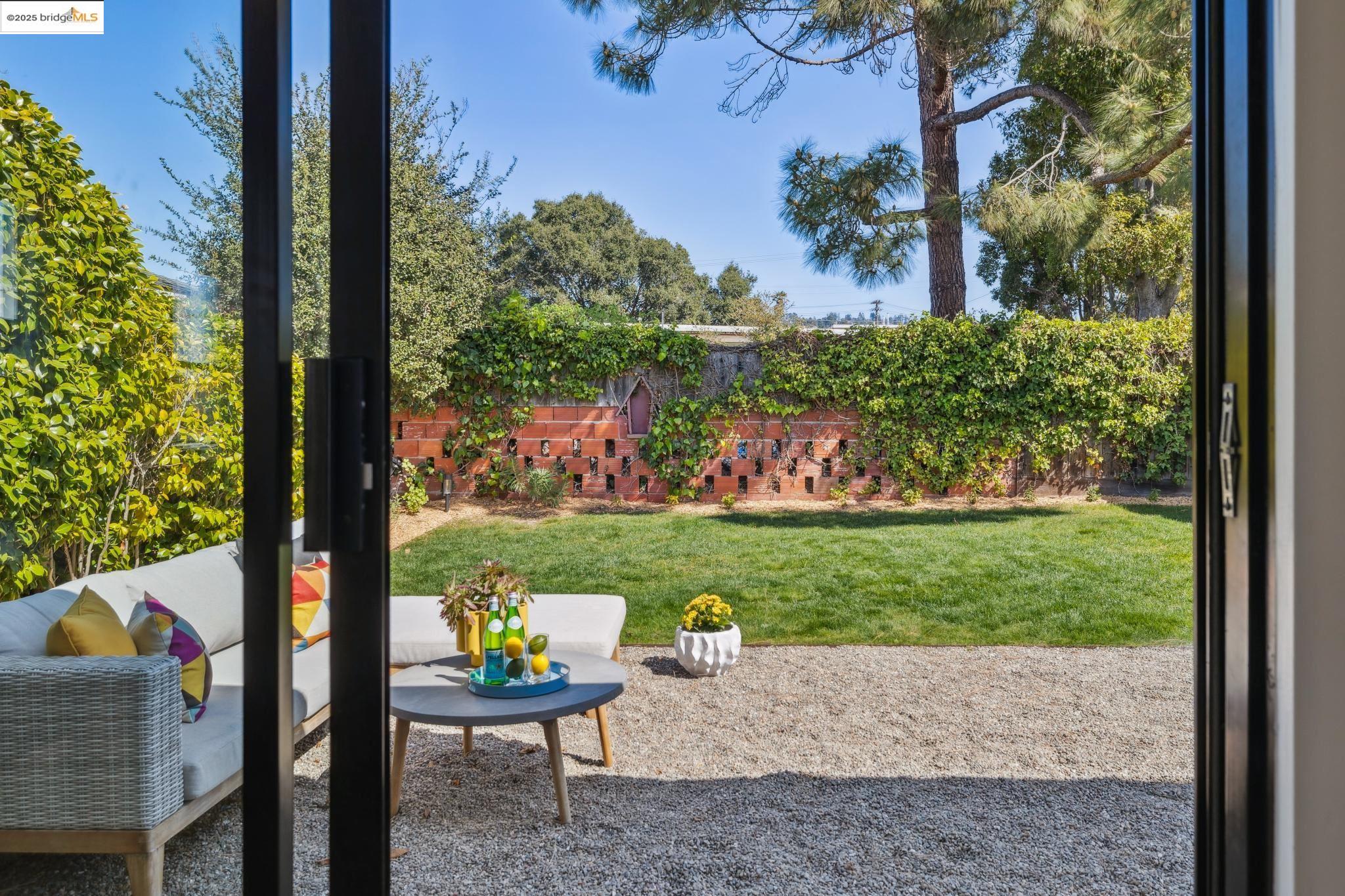 708 Lexington Avenue