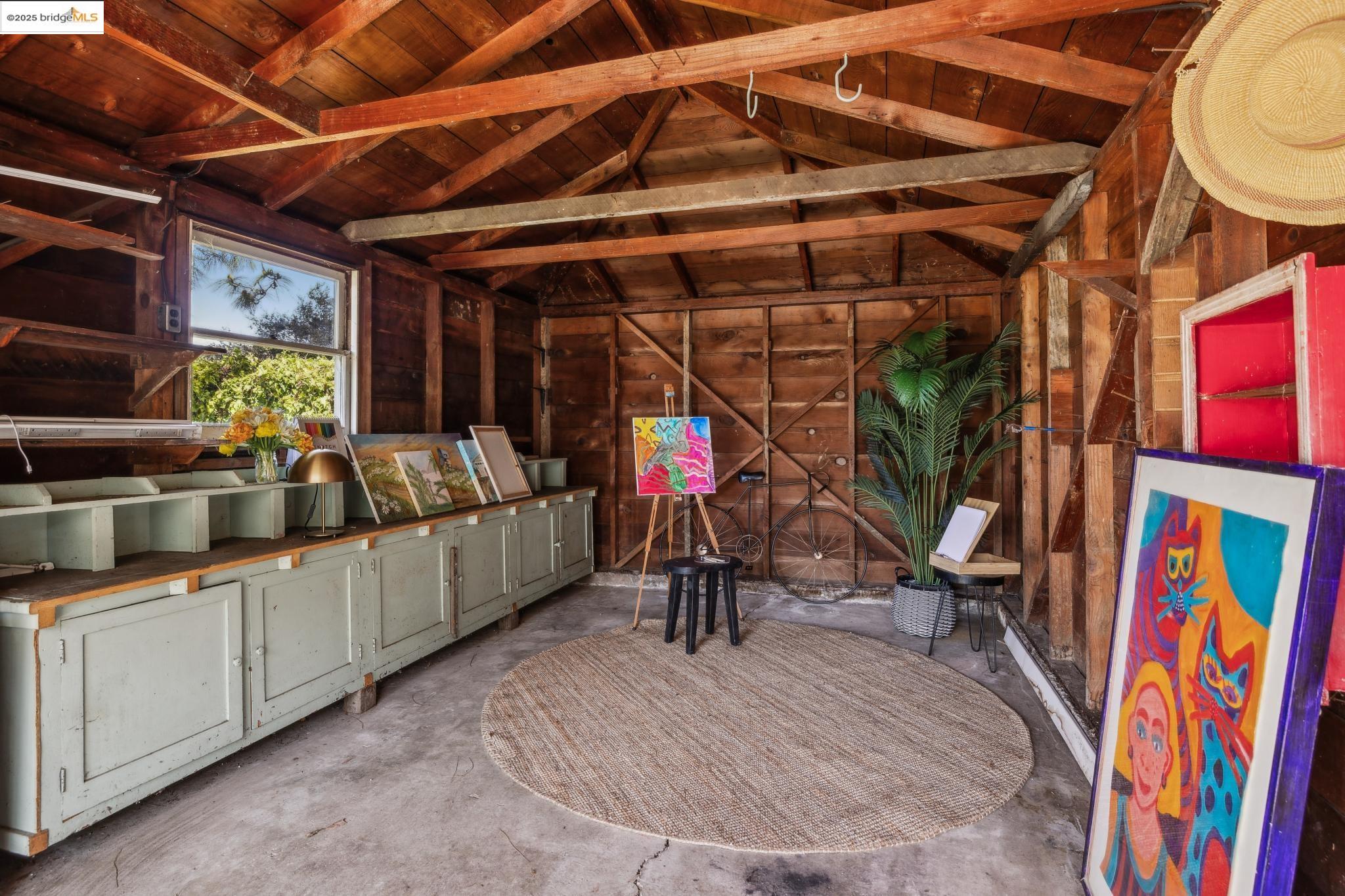 708 Lexington Avenue