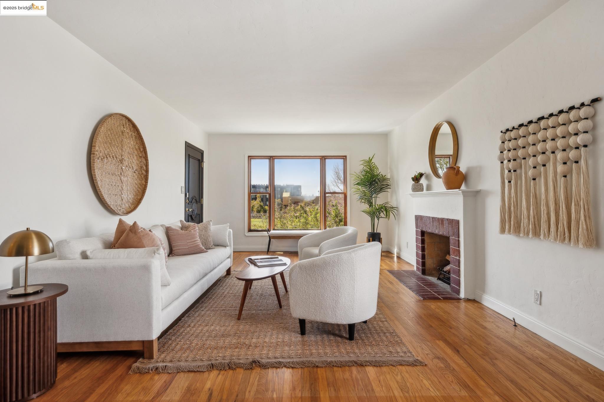 708 Lexington Avenue