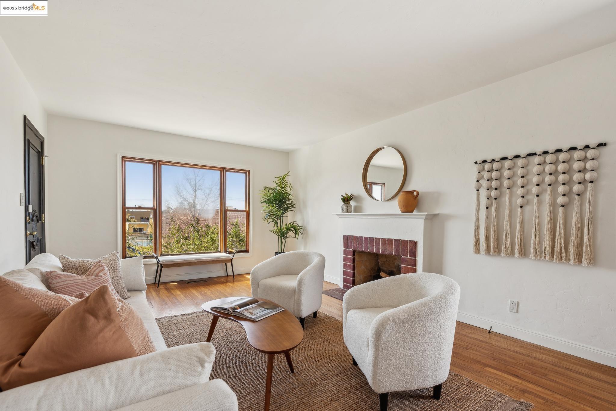 708 Lexington Avenue