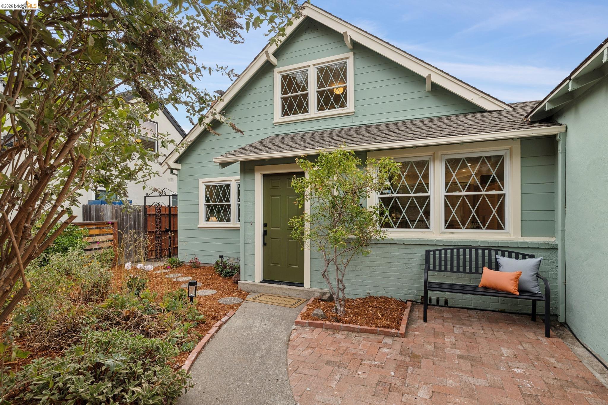 3323 Pinole Valley Rd