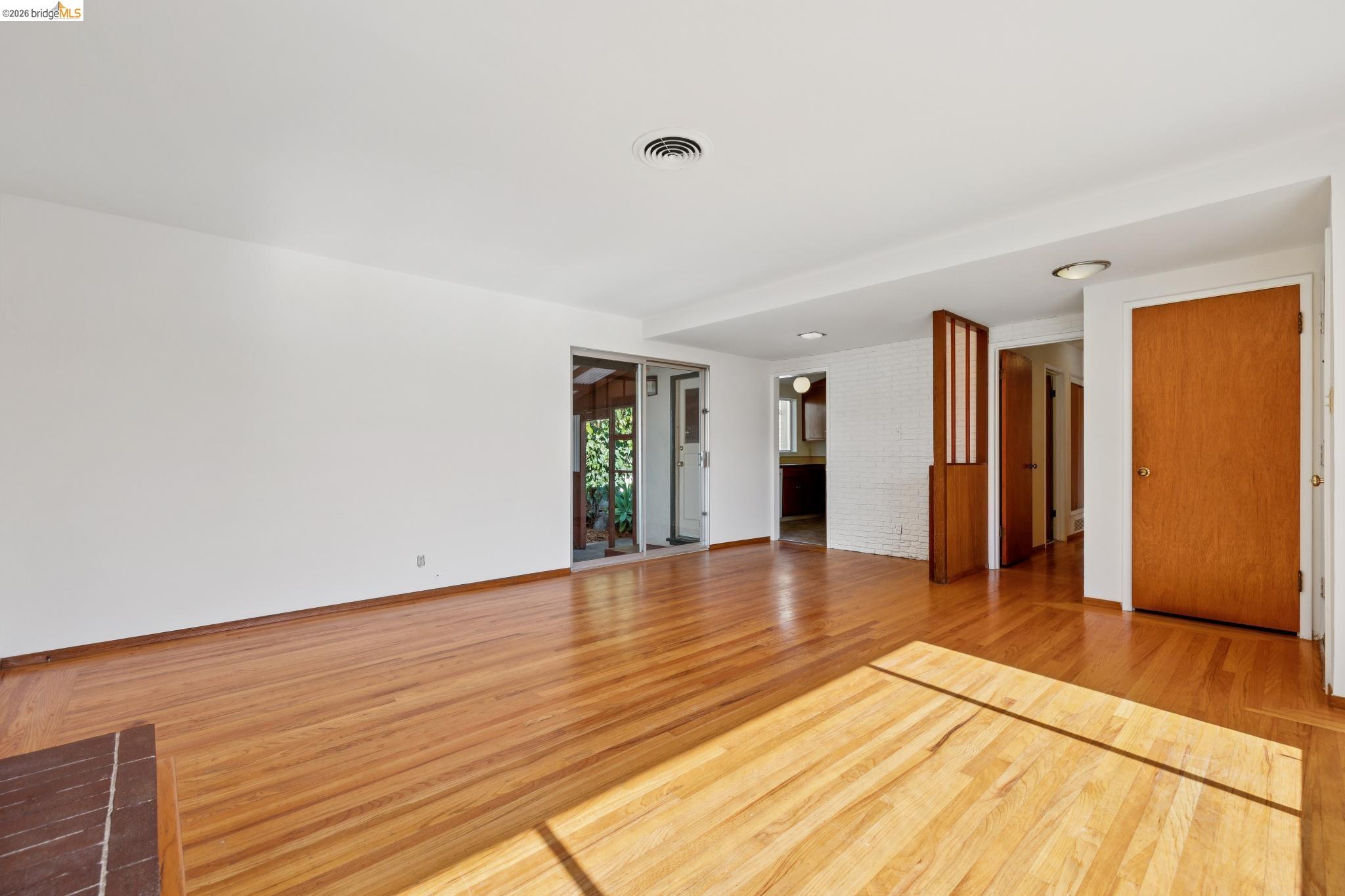 1122 Norvell Ct