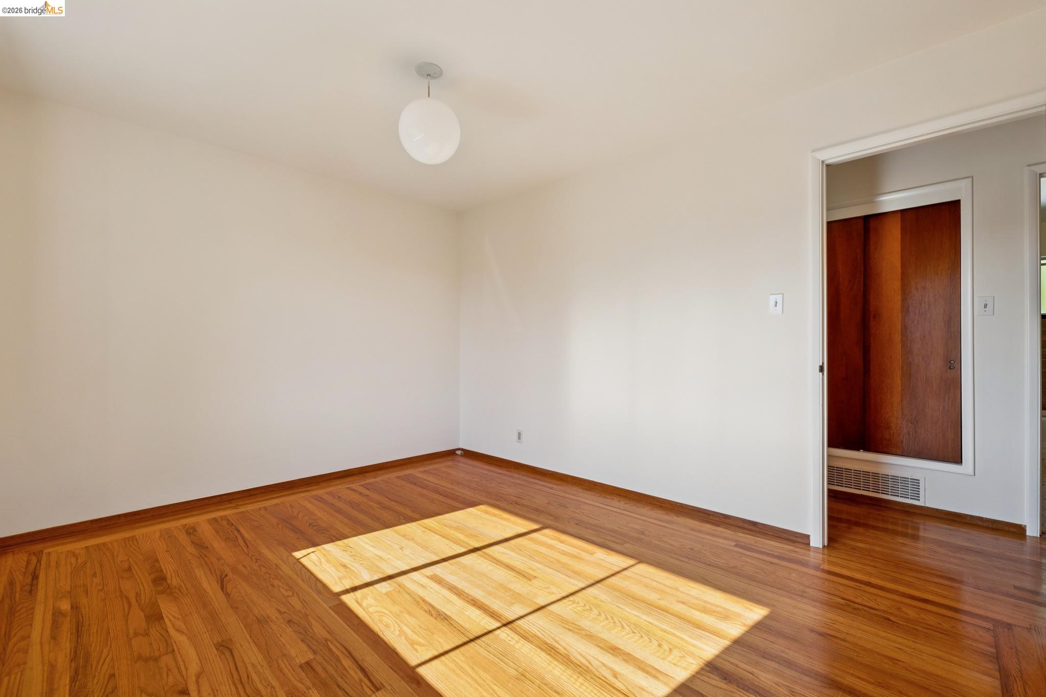 1122 Norvell Ct