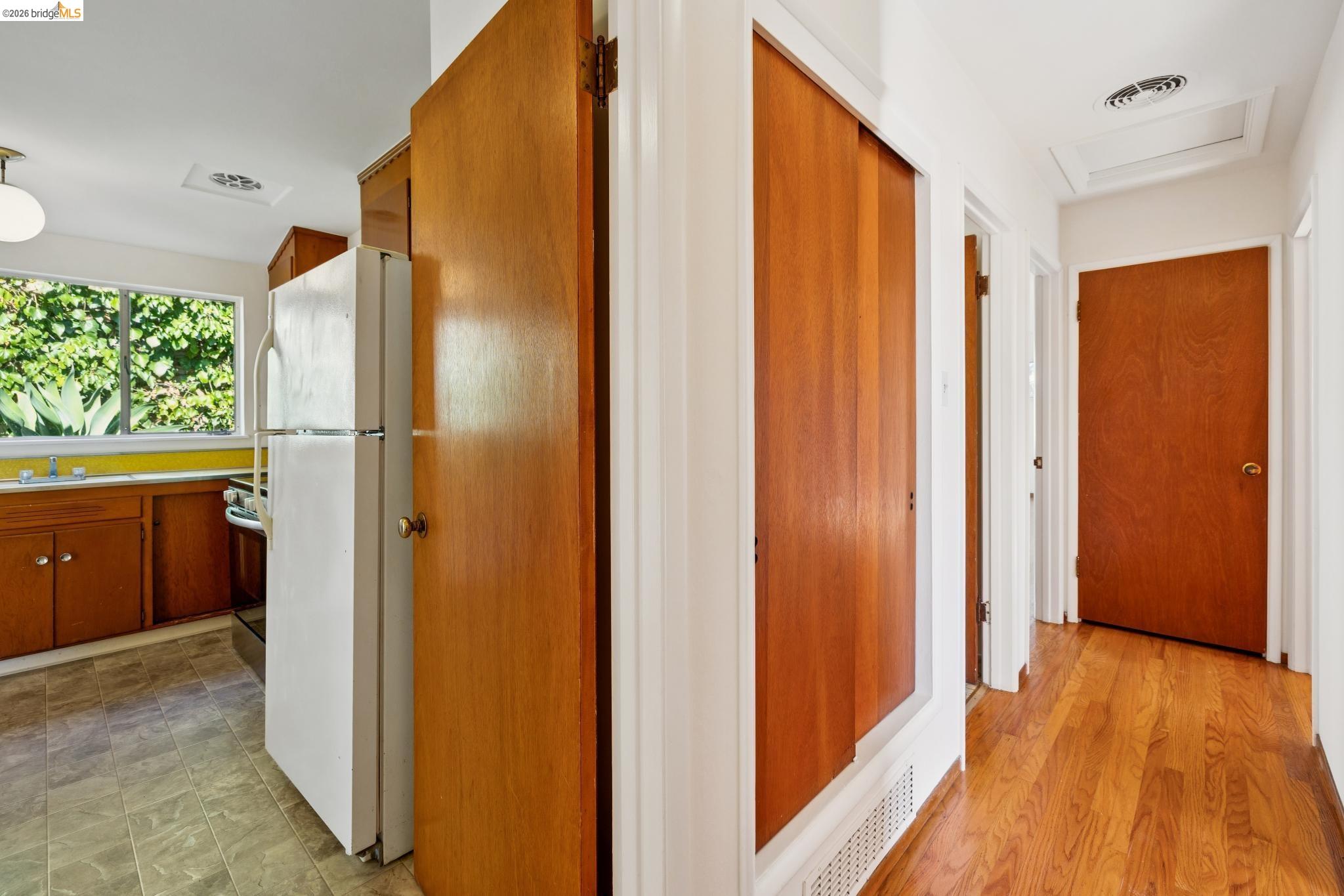 1122 Norvell Ct