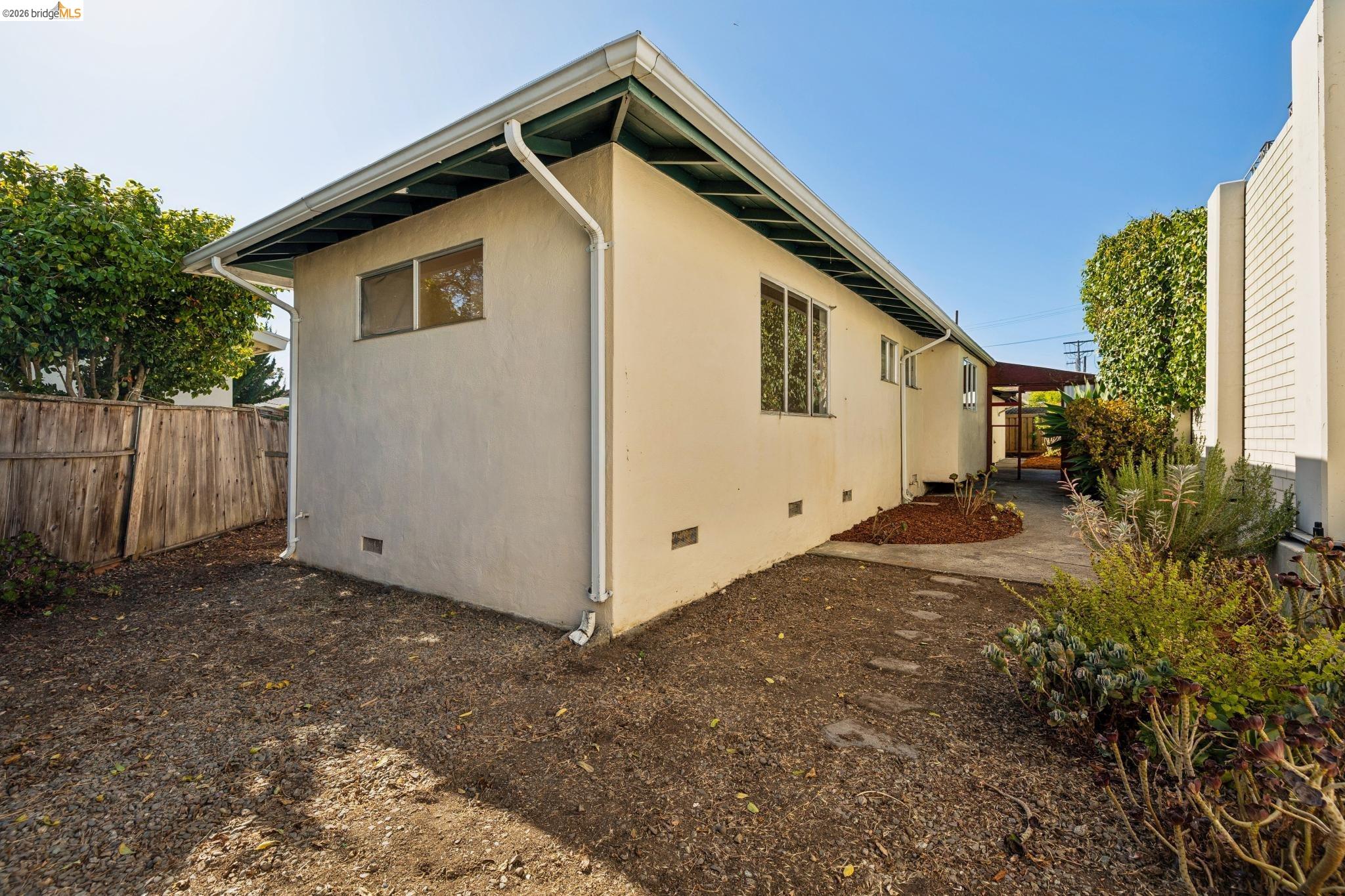 1122 Norvell Ct