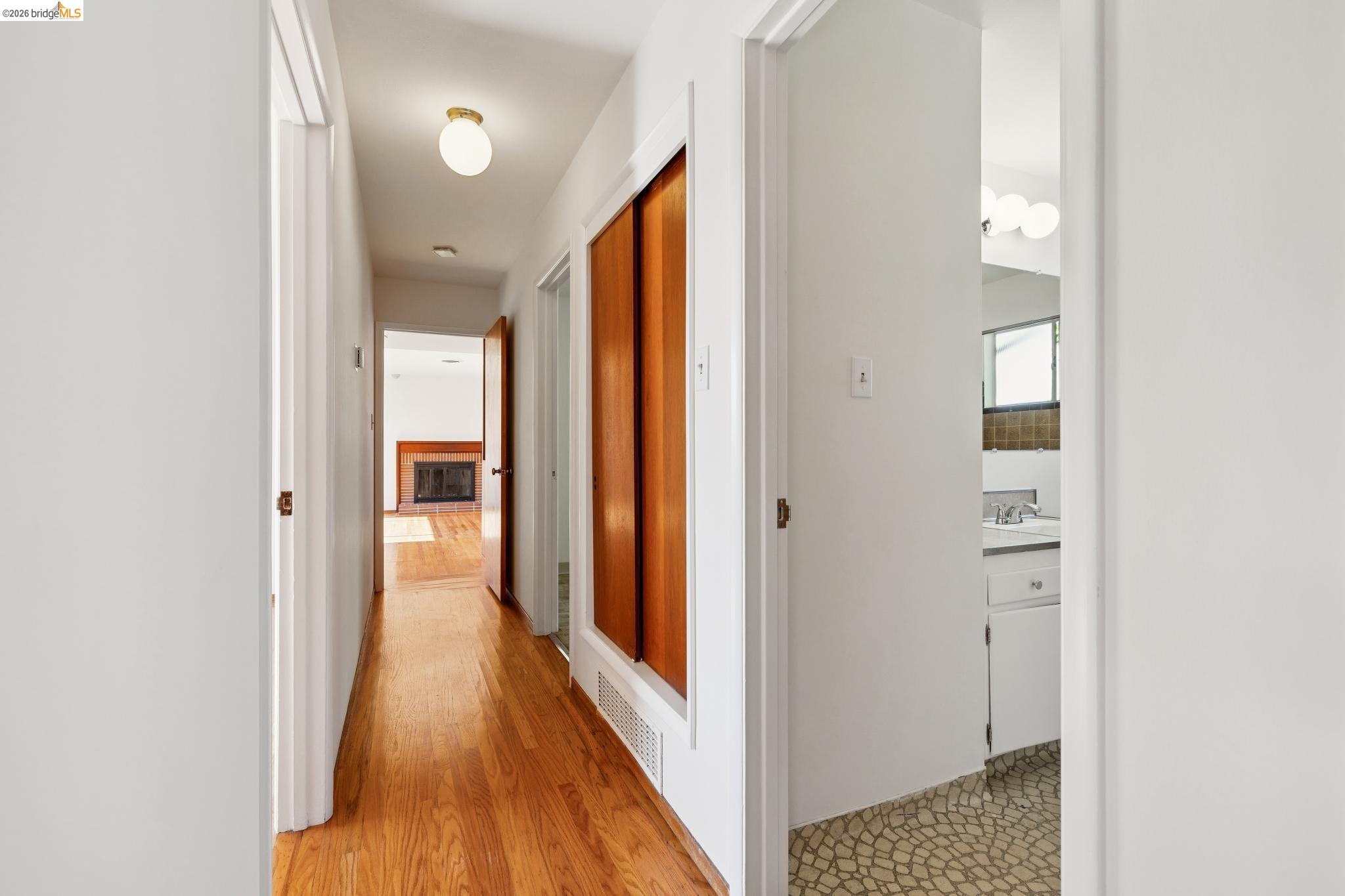1122 Norvell Ct